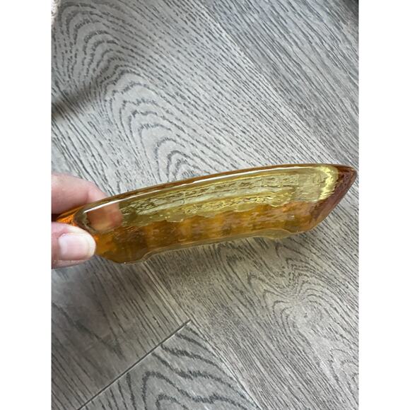 Fire & Light Recycled Glass Citrus Soap Dish - Picture 4 of 6